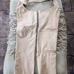 Hot Leathers Women's medium tan chap with full fringe 36" waist